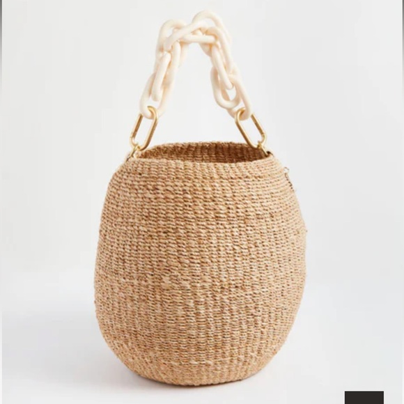Clare V Handbags - Clare V basket bag in “Pot de miel” style (honeypot shape) w/ ivory chain strap